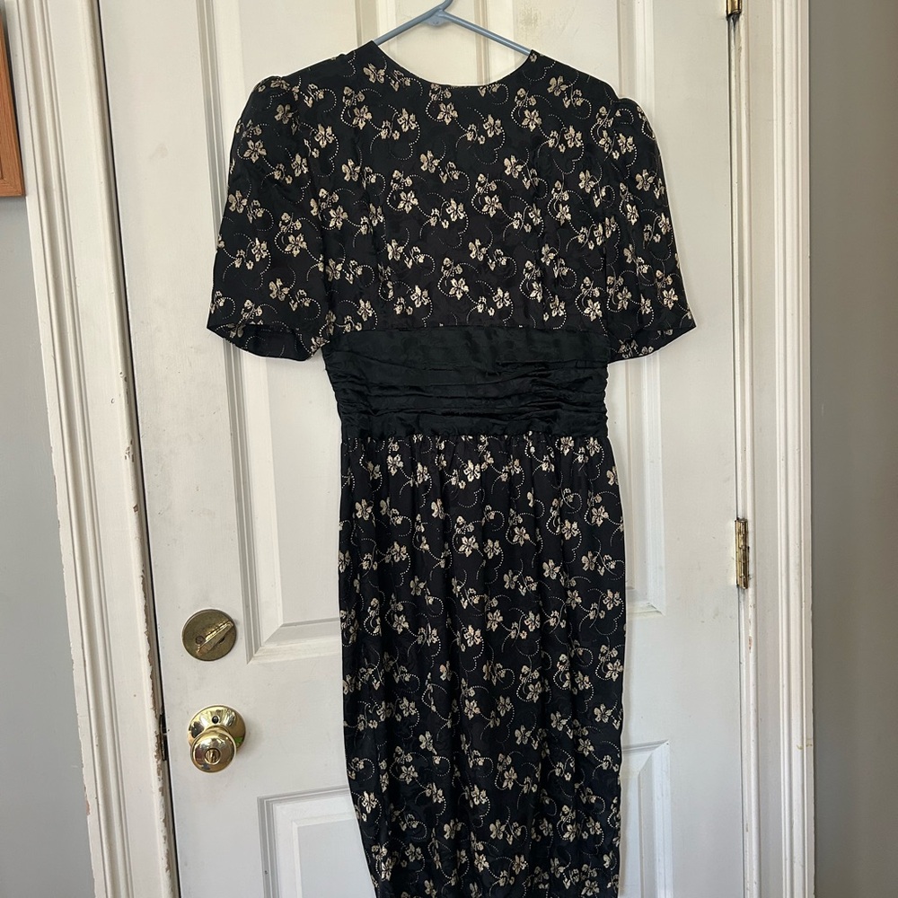 2 DRESS BUNDLE! 2 Women Dresses (8 and 12 P)